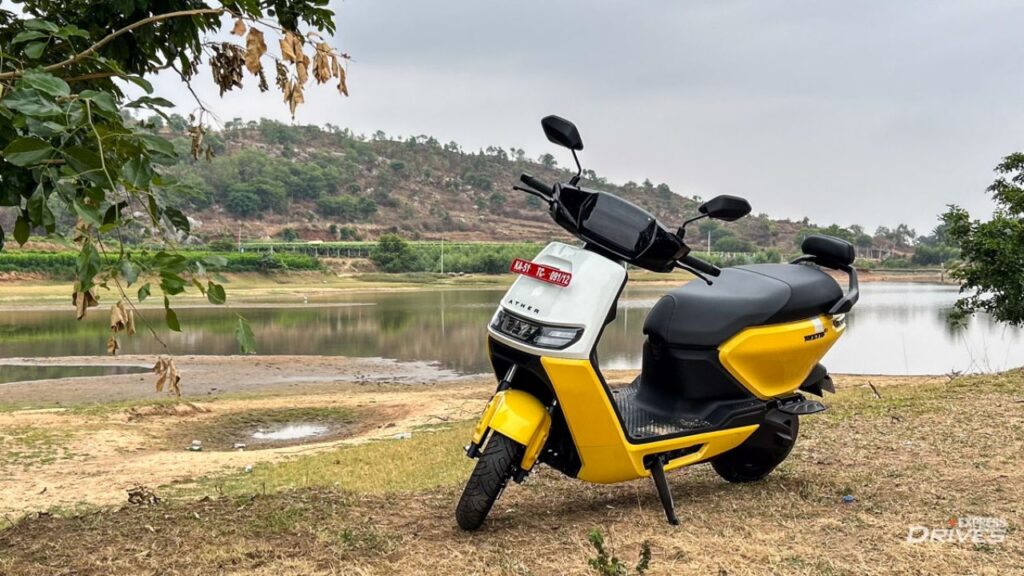 Ather Rizta लॉन्च IP67 बैटरी और Magic Twist फीचर के साथ कीमत 1.30 लाख से शुरू