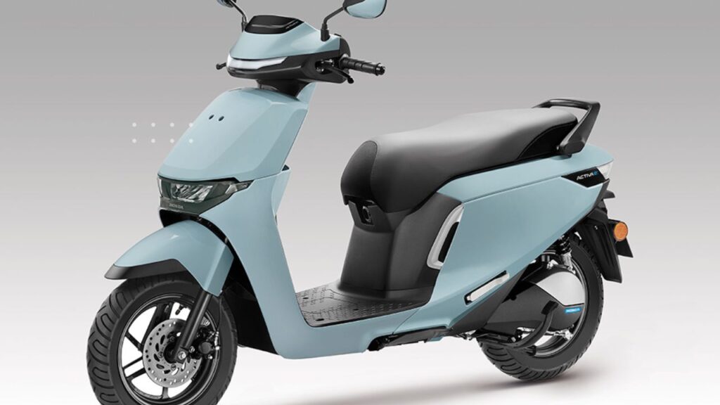 Honda Activa e ₹1.17 लाख में, 102KM रेंज और स्मार्ट Best TFT स्क्रीन के साथ नया इलेक्ट्रिक स्कूटर।