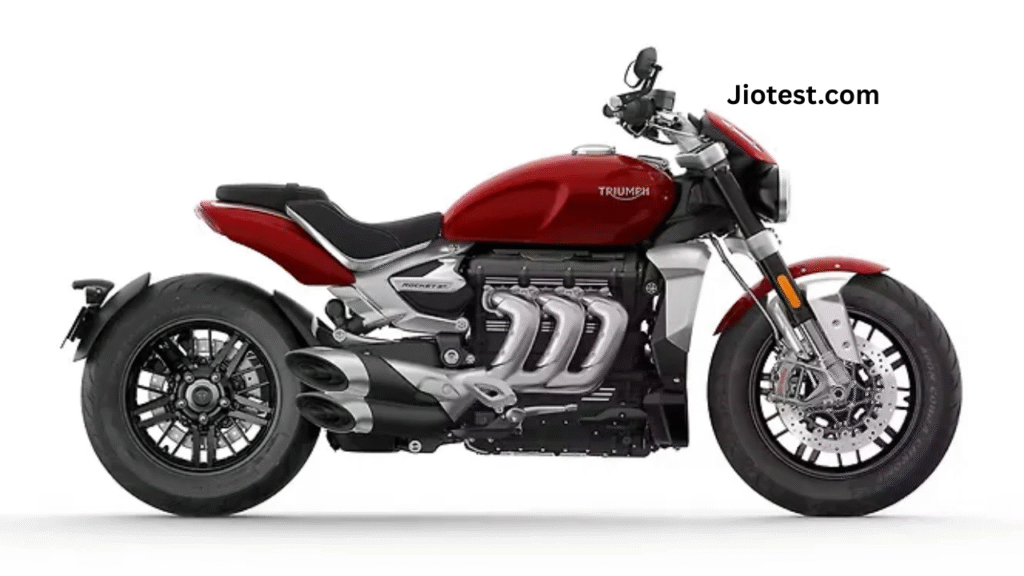 Triumph Rocket 3 R Review – Why It's Selling Like Crazy, 21.98 लाख में