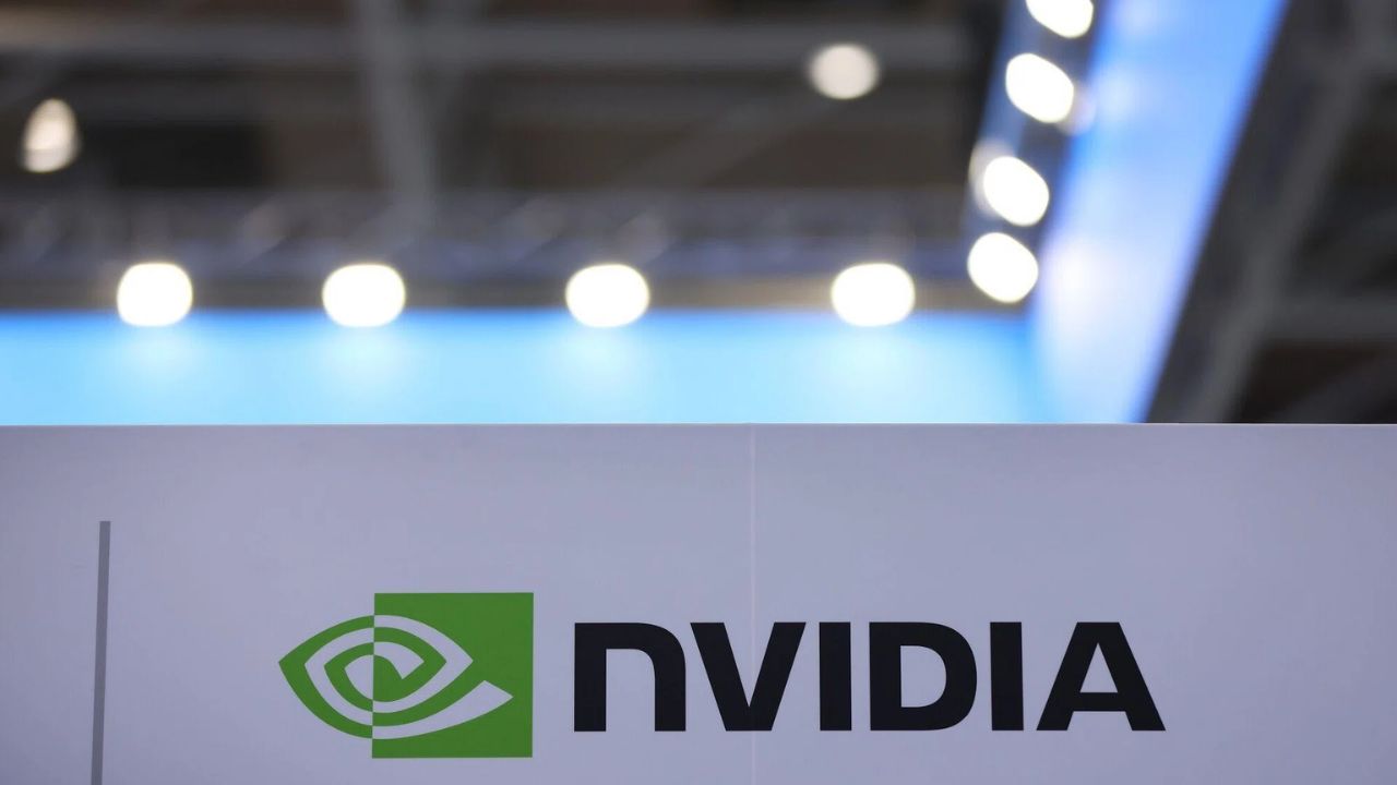 Nvidia's B300 Server