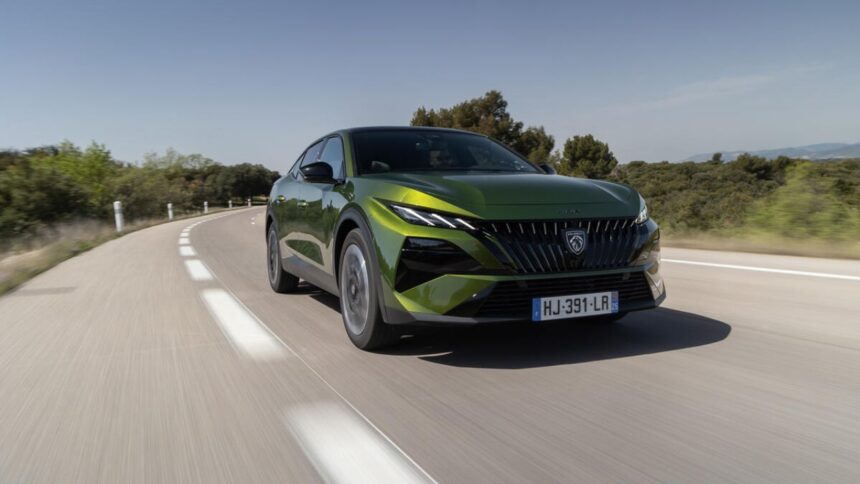 Peugeot 408
